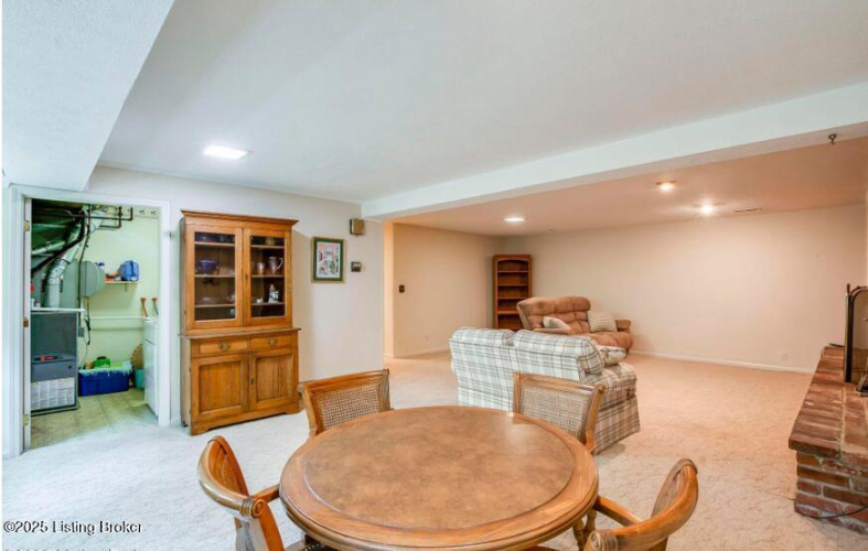 Listing Image 25