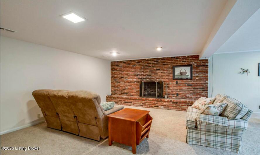 Listing Image 53