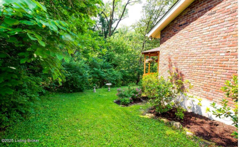 Listing Image 54