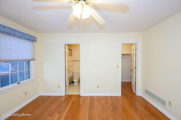 Listing Image 51