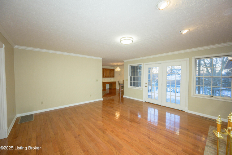 Listing Image 56