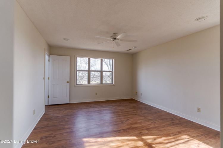 Listing Image 56