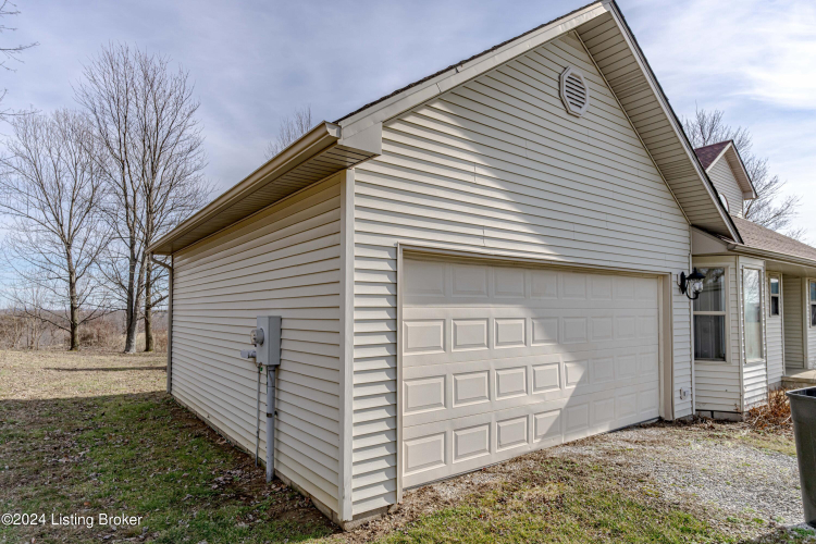 Listing Image 66