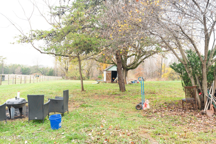 Listing Image 17