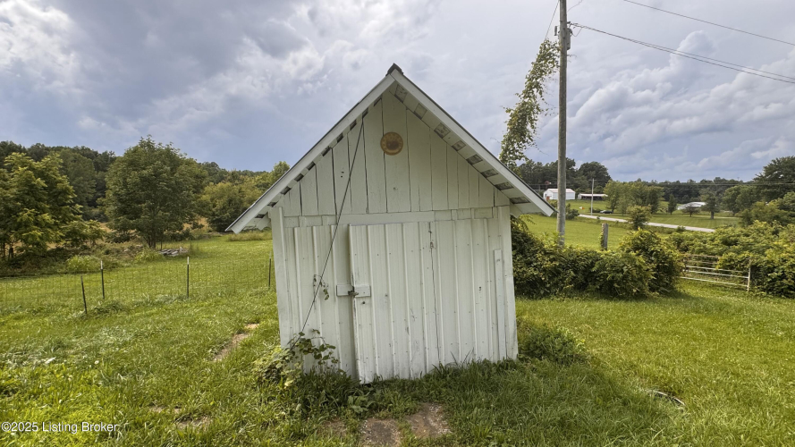 Listing Image 17