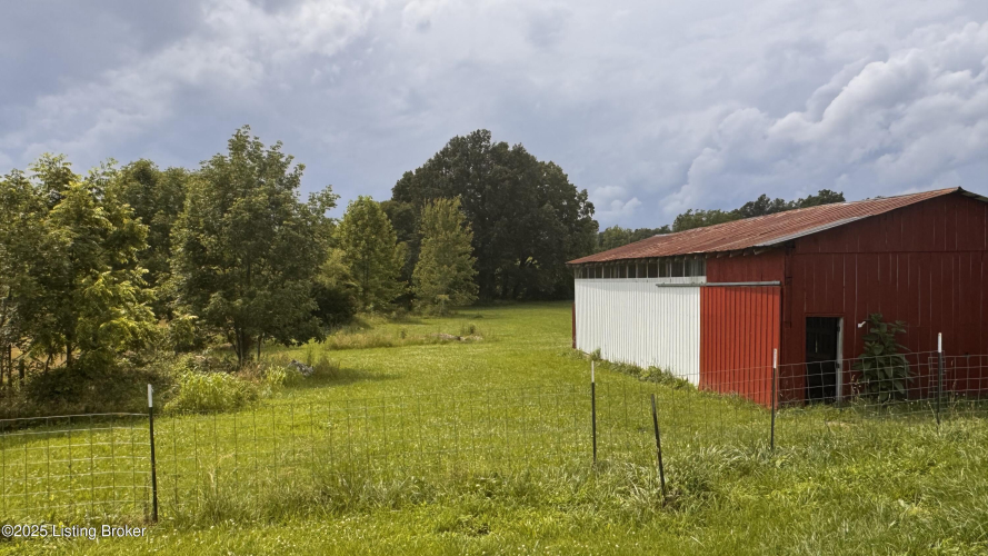Listing Image 19
