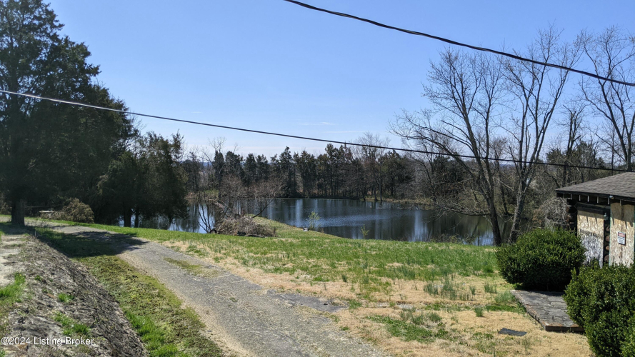 Listing Image 24