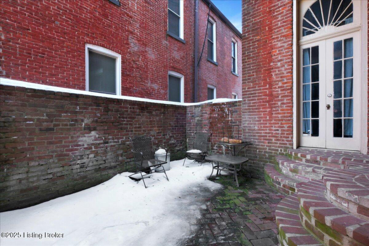 Listing Image 26