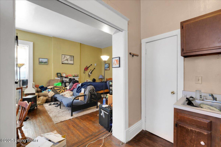 Listing Image 55