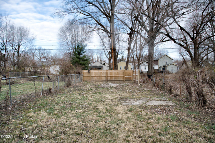 Listing Image 24