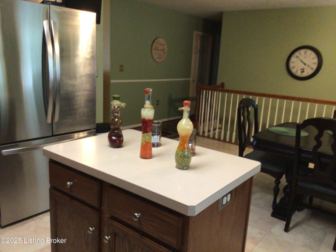Listing Image 17