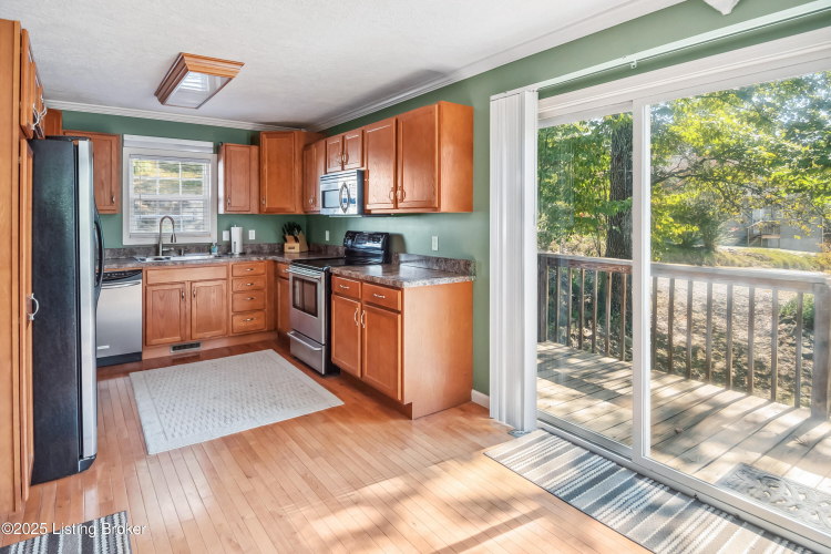 Listing Image 14