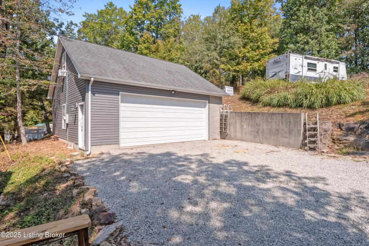 Listing Image 56