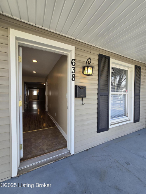 Listing Image 6