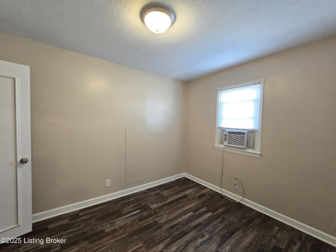 Listing Image 51