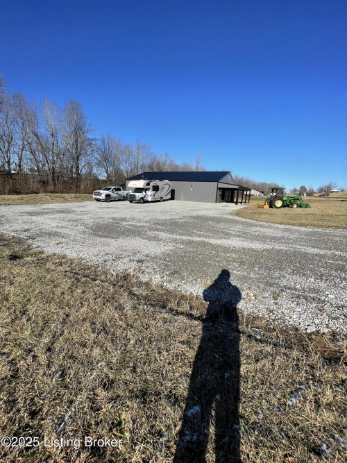 Listing Image 14