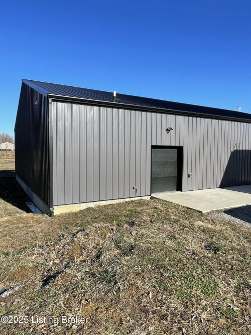 Listing Image 8