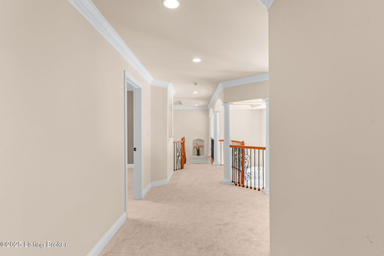 Listing Image 53