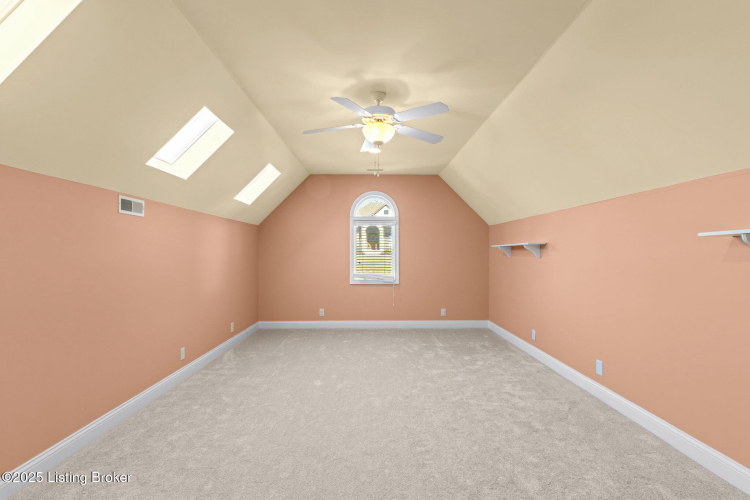 Listing Image 60
