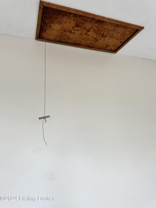 Listing Image 50