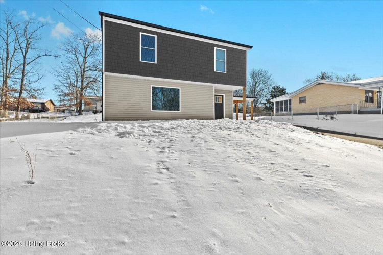 Listing Image 5