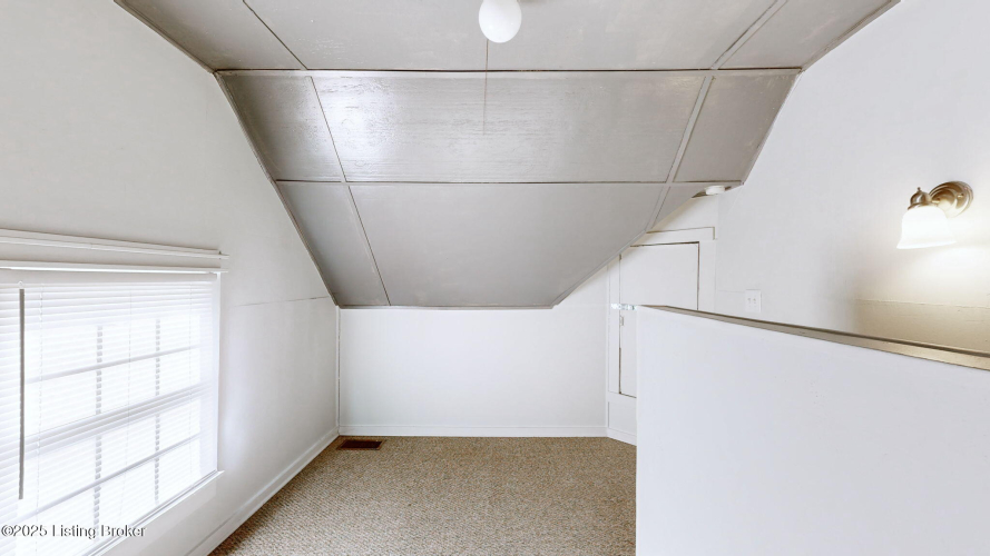 Listing Image 26
