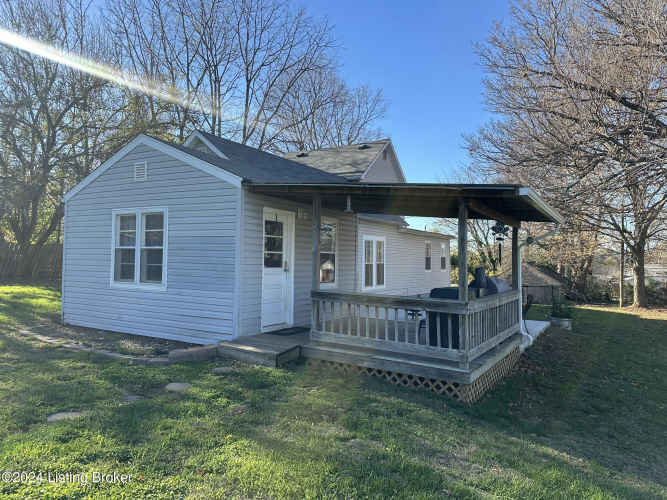 Listing Image 12