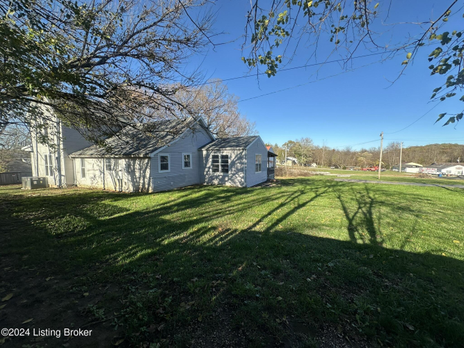 Listing Image 18