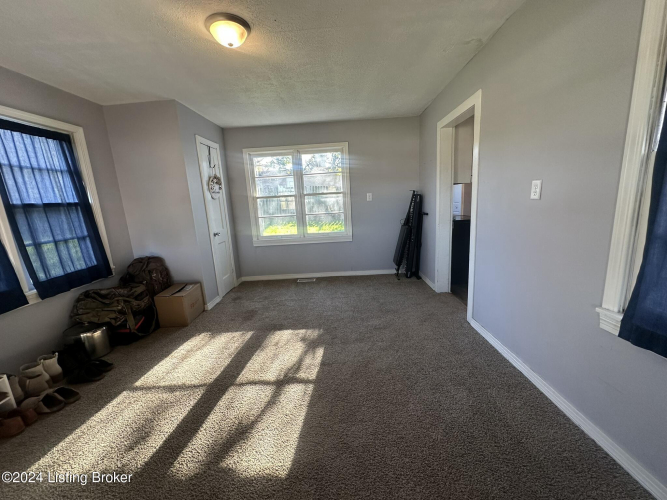 Listing Image 49