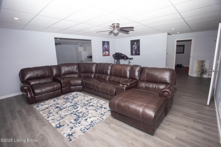 Listing Image 80