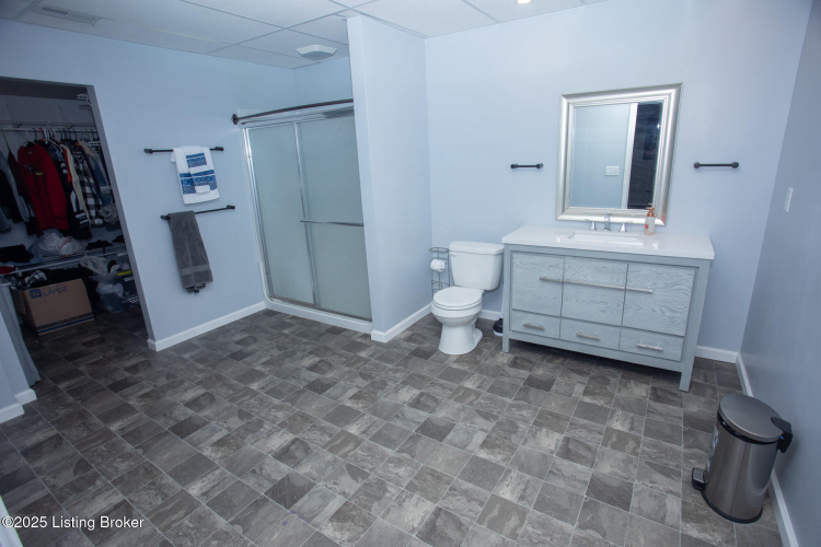 Listing Image 89