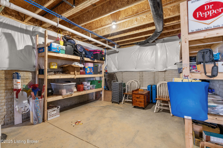 Listing Image 38