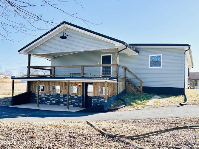 Listing Image 11