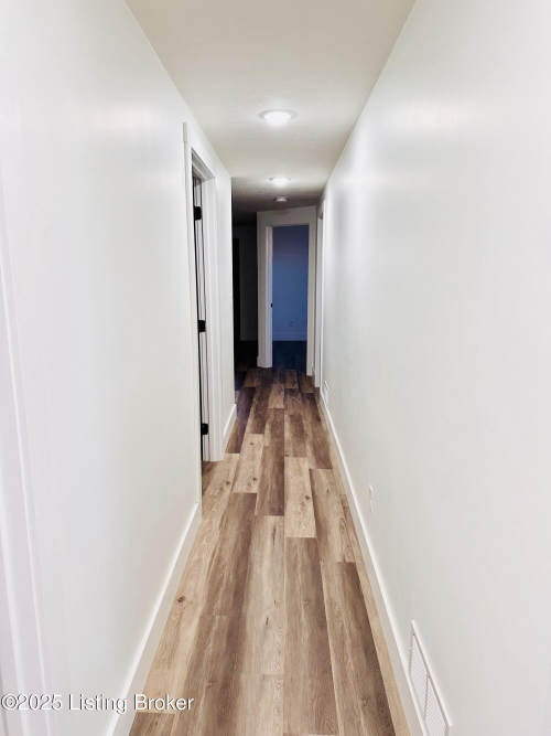 Listing Image 80