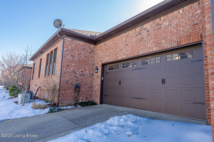 Listing Image 54