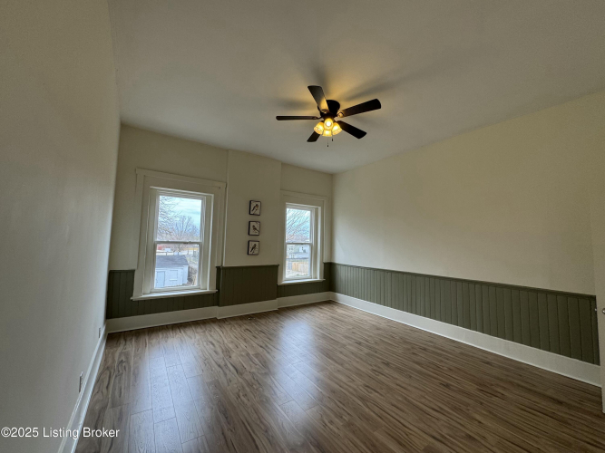 Listing Image 53
