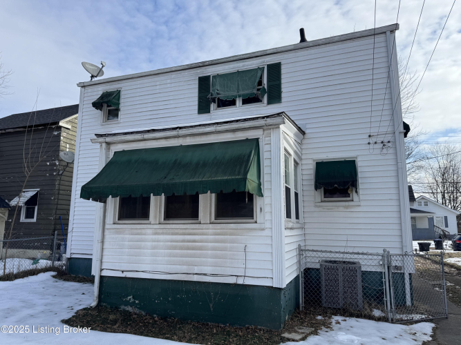 Listing Image 7