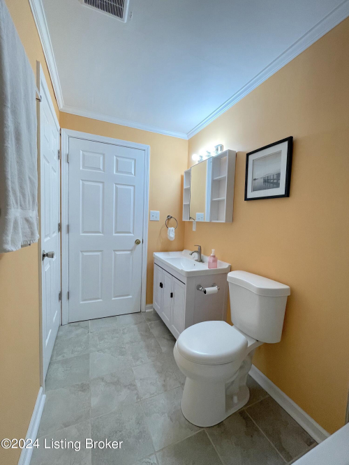 Listing Image 50