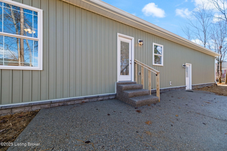 Listing Image 57