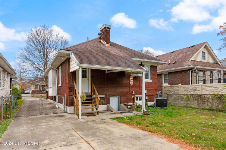 Listing Image 6