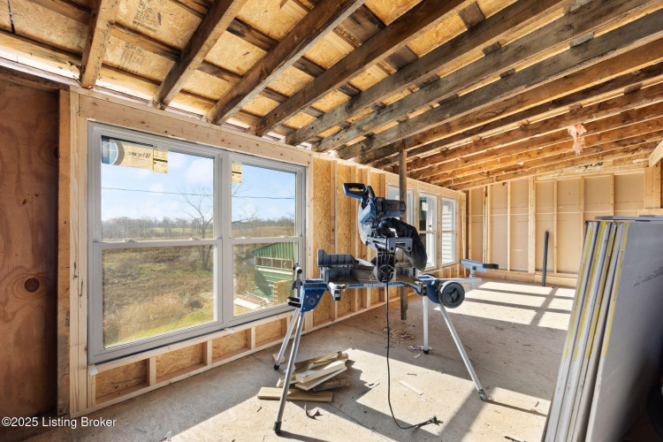 Listing Image 31