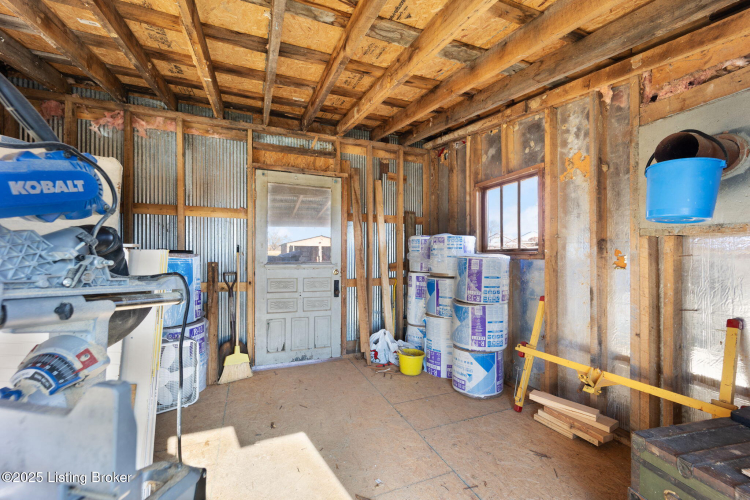 Listing Image 33