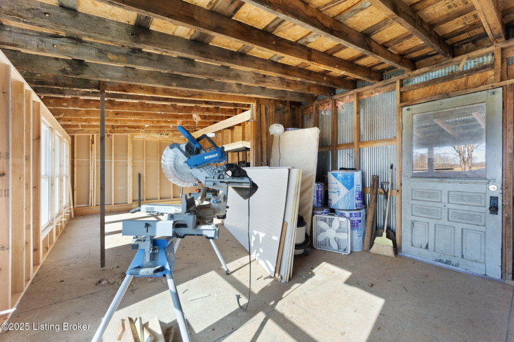 Listing Image 34