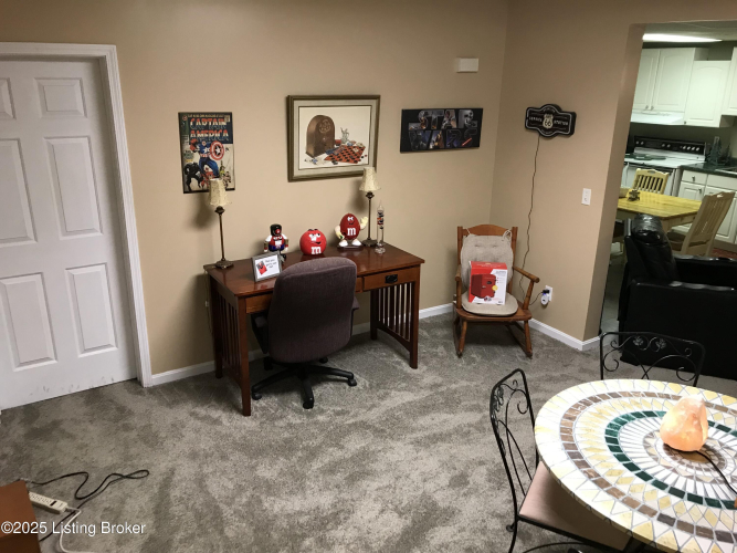Listing Image 32
