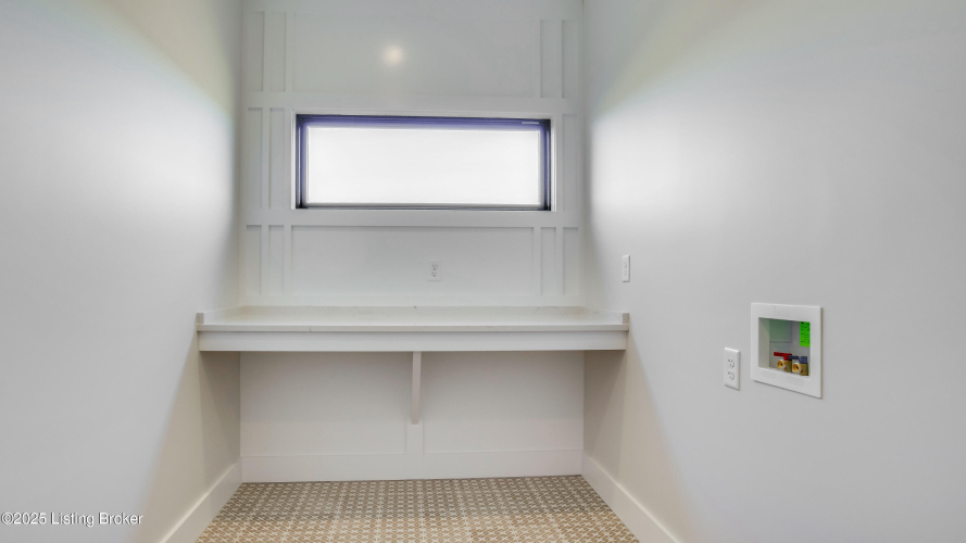 Listing Image 55