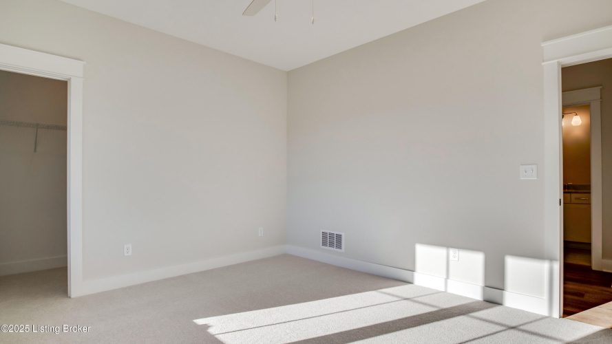 Listing Image 60