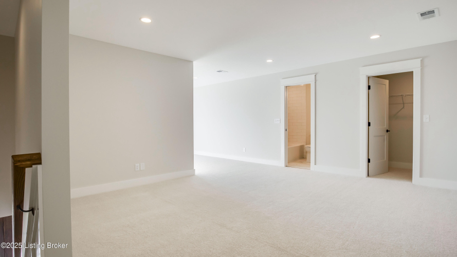 Listing Image 71