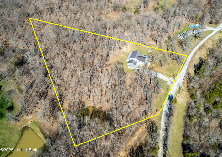 Listing Image 4