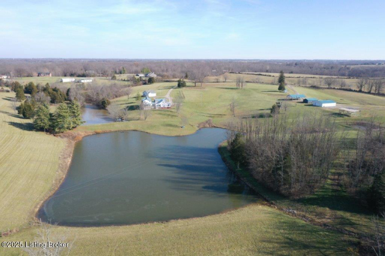 Listing Image 40