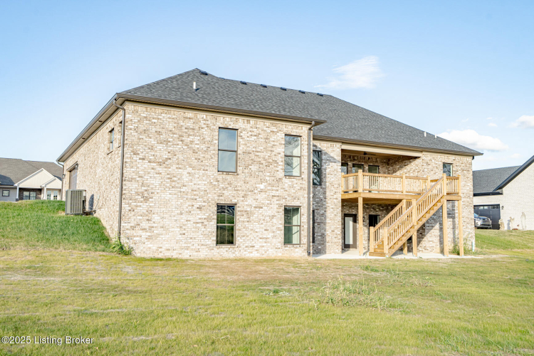 Listing Image 43